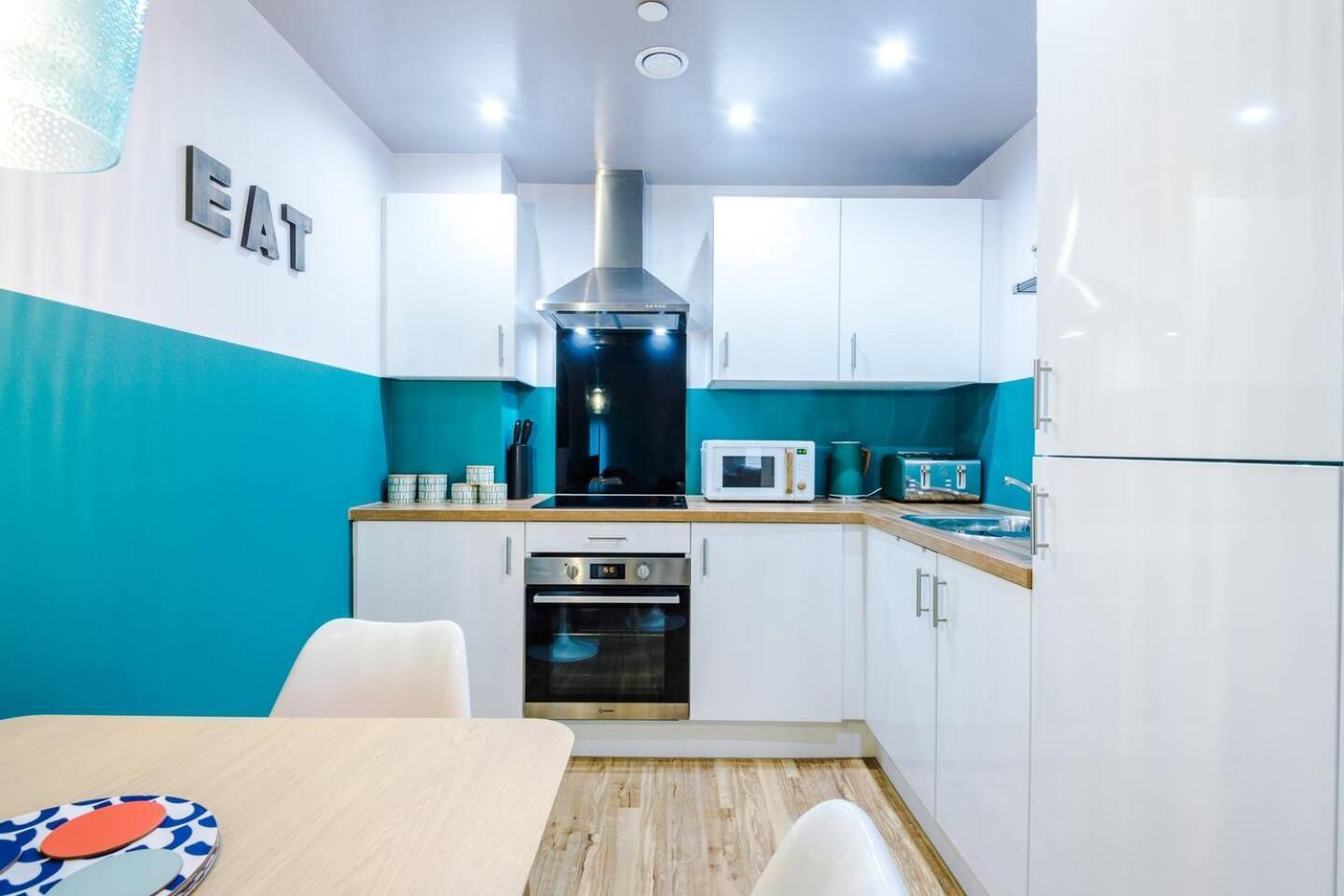 High Reviewed 1-Bed With Parking Central Location Liverpool Ngoại thất bức ảnh